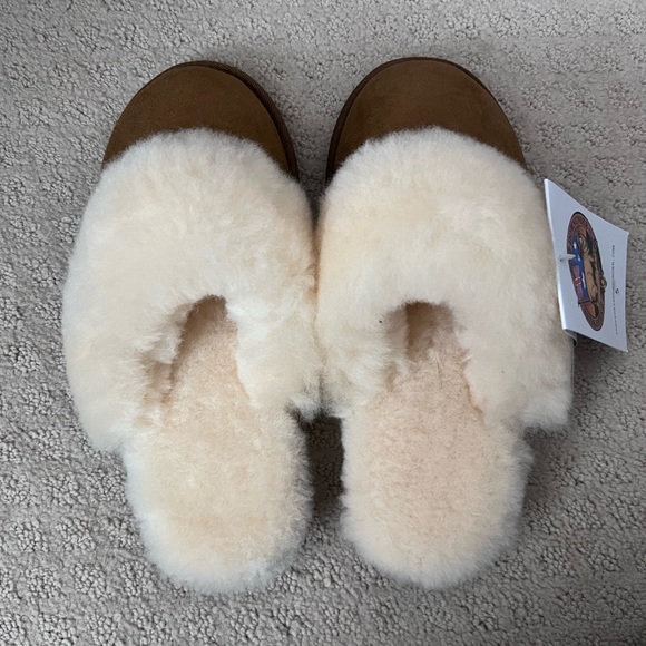Genuine Australian “UGGS” - Sheepskins down under - Picture 2 of 5